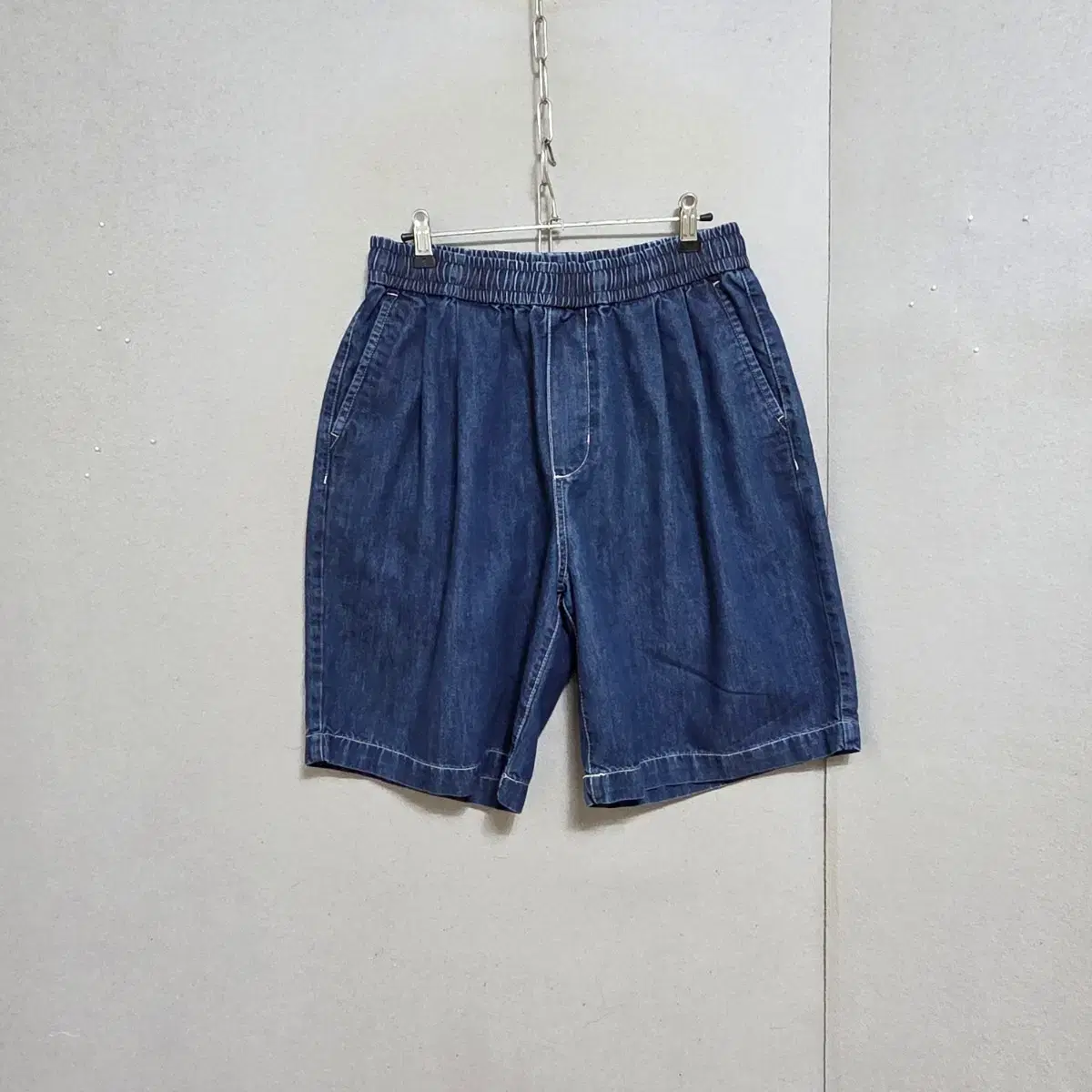 thumbnail-0